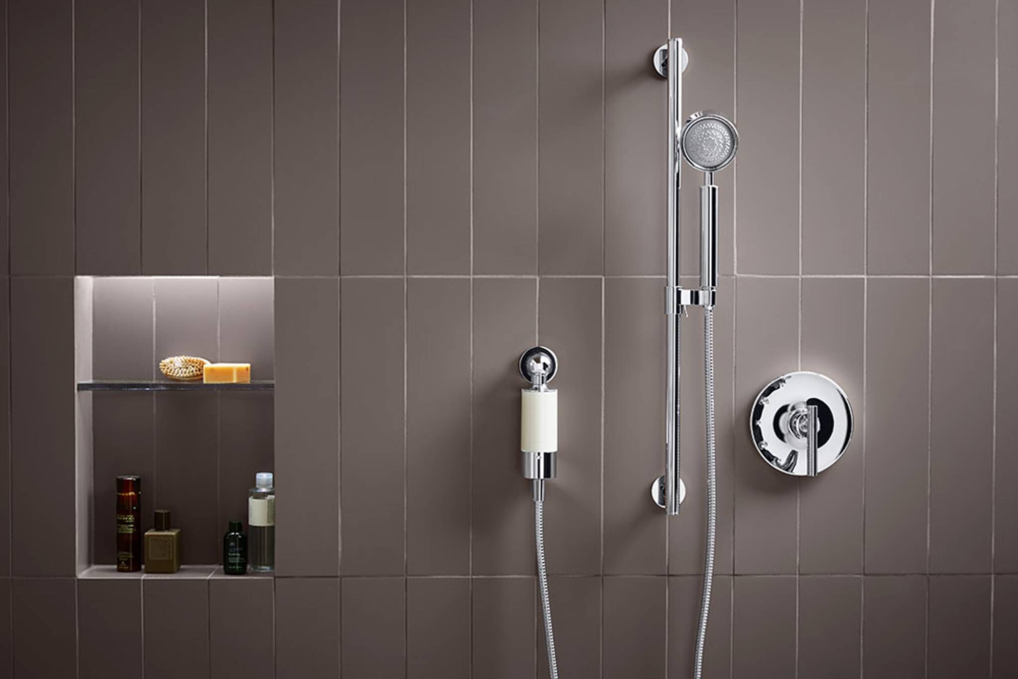 Chapetones para barra de seguridad línea Stillness en cromo pulido,,hi-res image number null